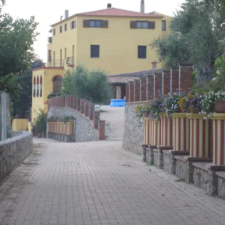 Farm stay Azienda Agrituristica Le Terre Di San Leonardo Cetraro