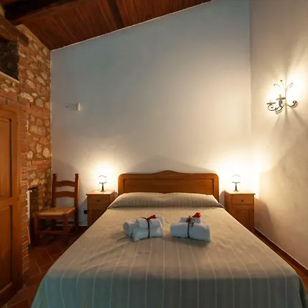 Farm stay Azienda Agrituristica Le Terre Di San Leonardo Cetraro