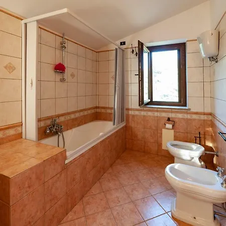 Farm stay Azienda Agrituristica Le Terre Di San Leonardo Cetraro