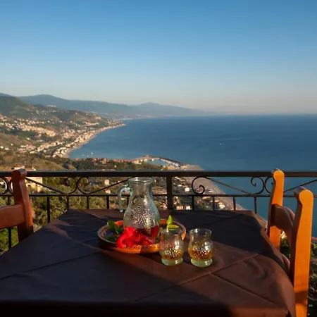 Azienda Agrituristica Le Terre Di San Leonardo Farm stay