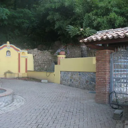 Azienda Agrituristica Le Terre Di San Leonardo Cetraro