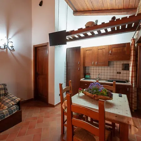 Azienda Agrituristica Le Terre Di San Leonardo Bauernhof *