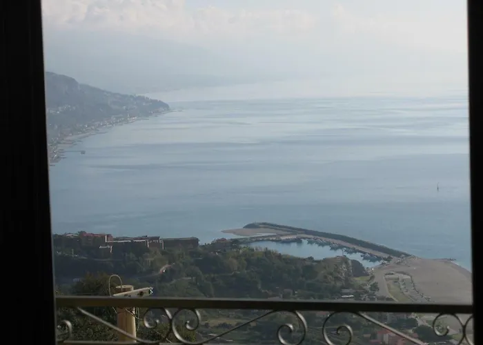 Azienda Agrituristica Le Terre Di San Leonardo 切特拉罗