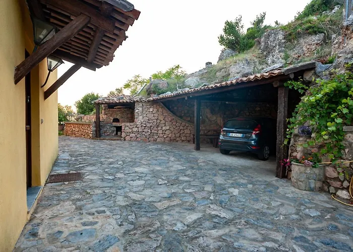 Azienda Agrituristica Le Terre Di San Leonardo